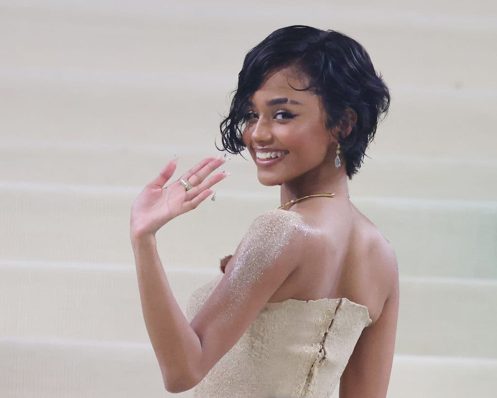 The 2024 Met Gala Celebrating “Sleeping Beauties: Reawakening Fashion” – Street Sightings